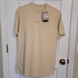 Nike Sportwear Premium Essentials T-Shirt Beige Organic Cotton XS NWT